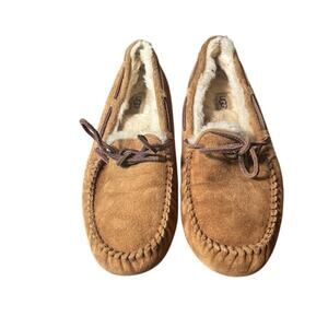 UGG Women's Dakota Chestnut Suede Slippers Moccasins 5612 Shoes Size 10